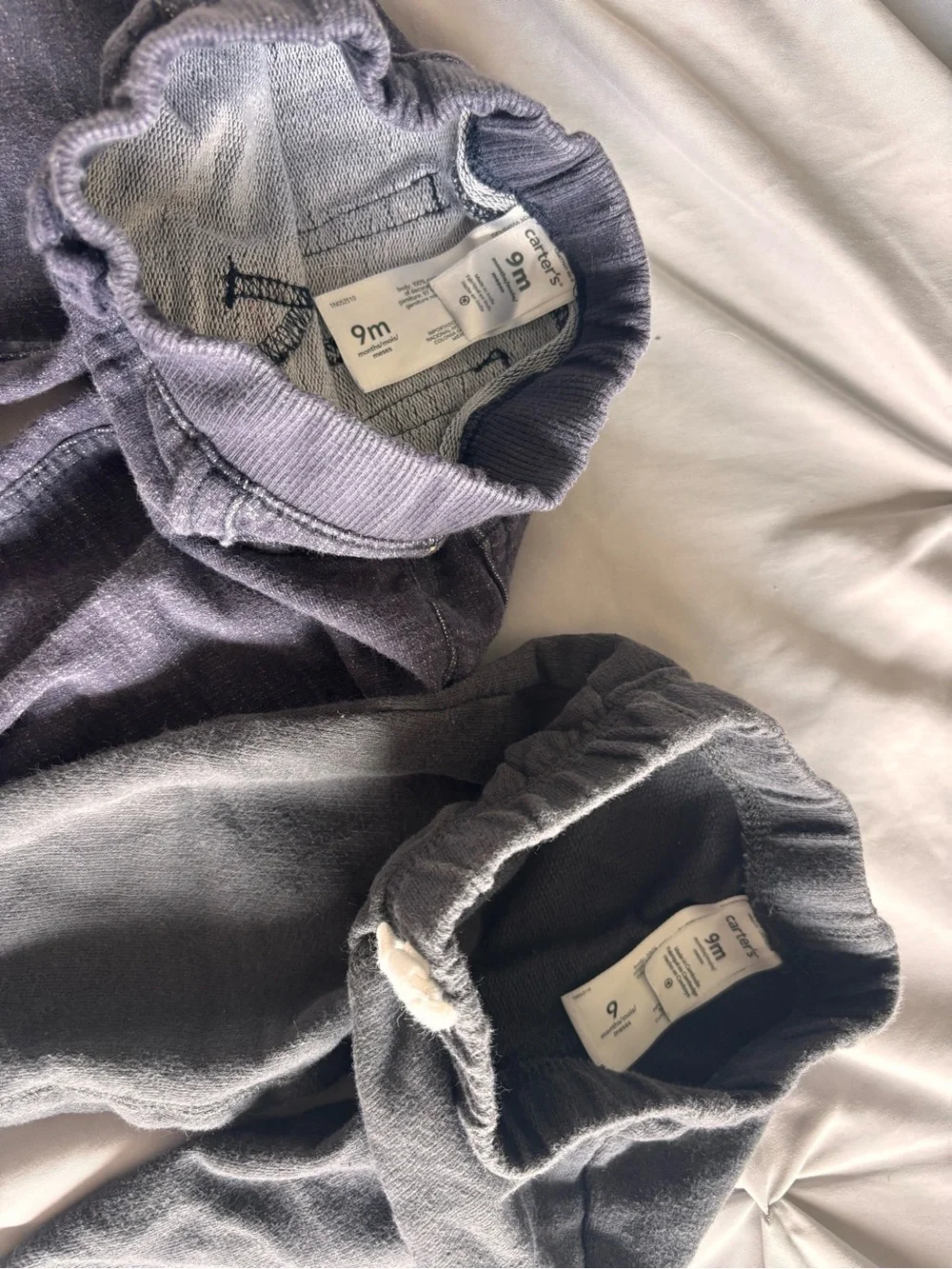 Carter’s Bundle of 4 Jogger Pants Sweatpants Gray Black Navy Light Gray 9 Months